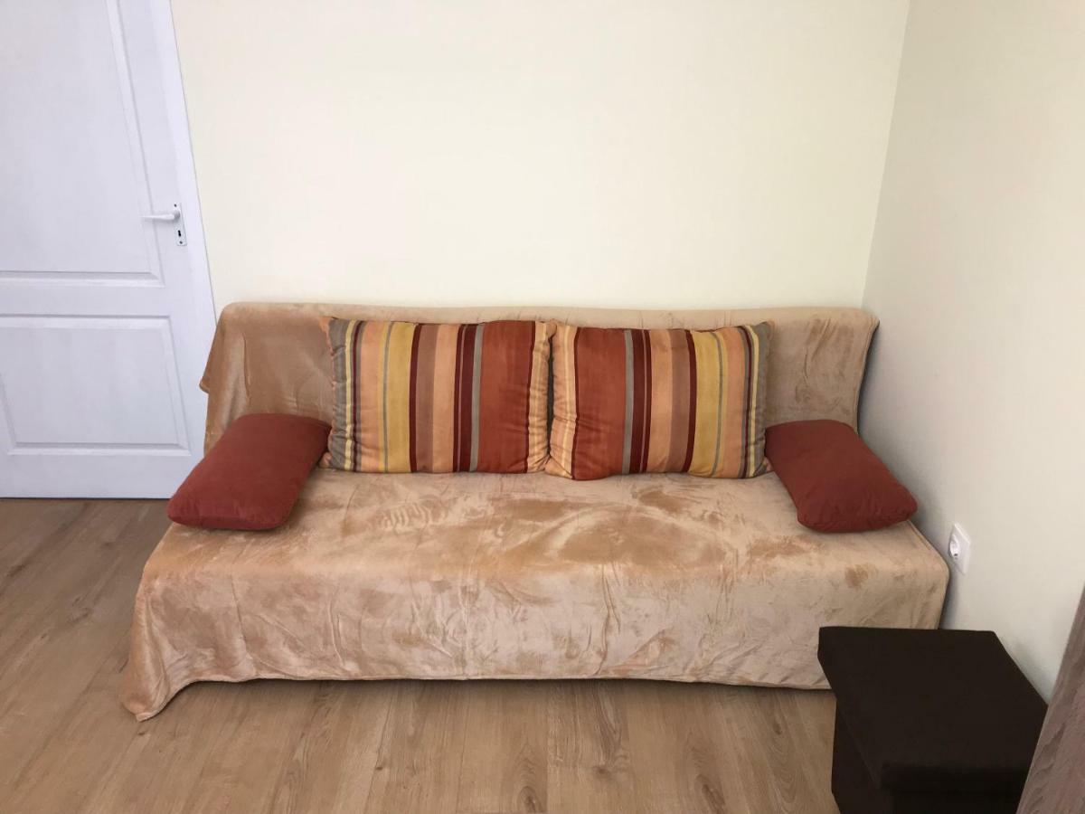 Ella Apartman Debrecen Eksteriør billede